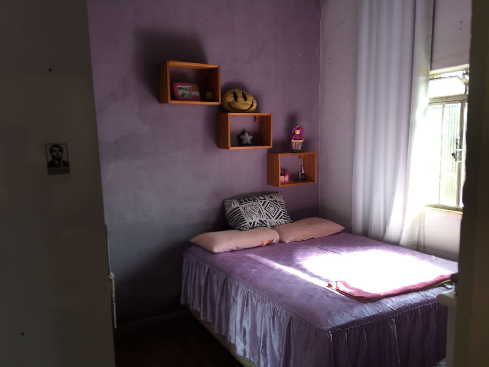 VENDO CASA ANTIGA NO BAIRRO NOSSA SENHORA DO CARMO 